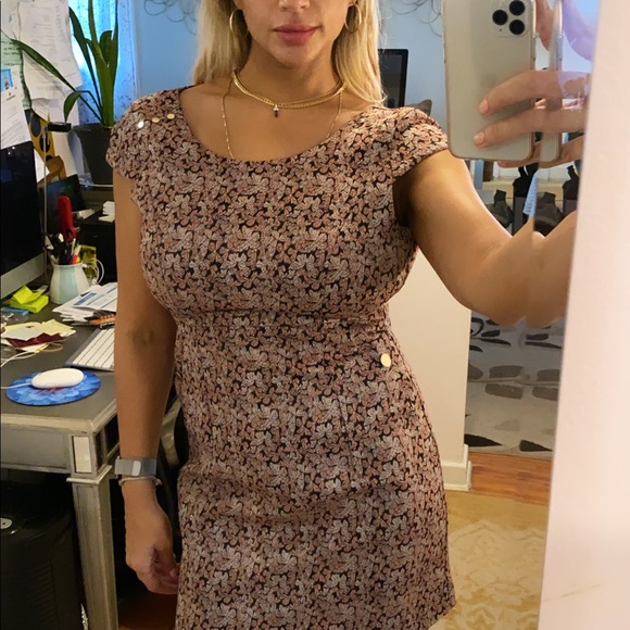 Dress - Picture 3 of 7